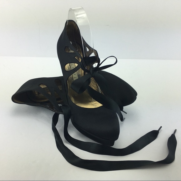 Pura Lopez Black High Heel with Lace - Picture 7 of 8